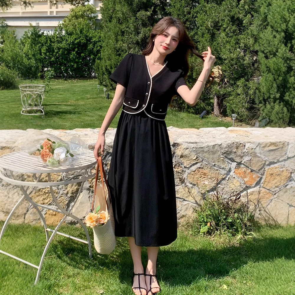 黑色小香风花边V领气质连衣裙女2025夏季设计感收腰小个子中长裙