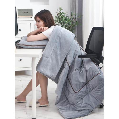 2U8抱枕被子汽两用车毛小枕头车F75T7MJ9上车内K车载毯车用二合一