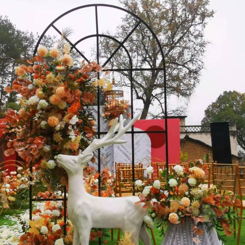2021新款中式婚庆舞台铁艺拱门道具森系婚N礼场景布置装饰屏风路