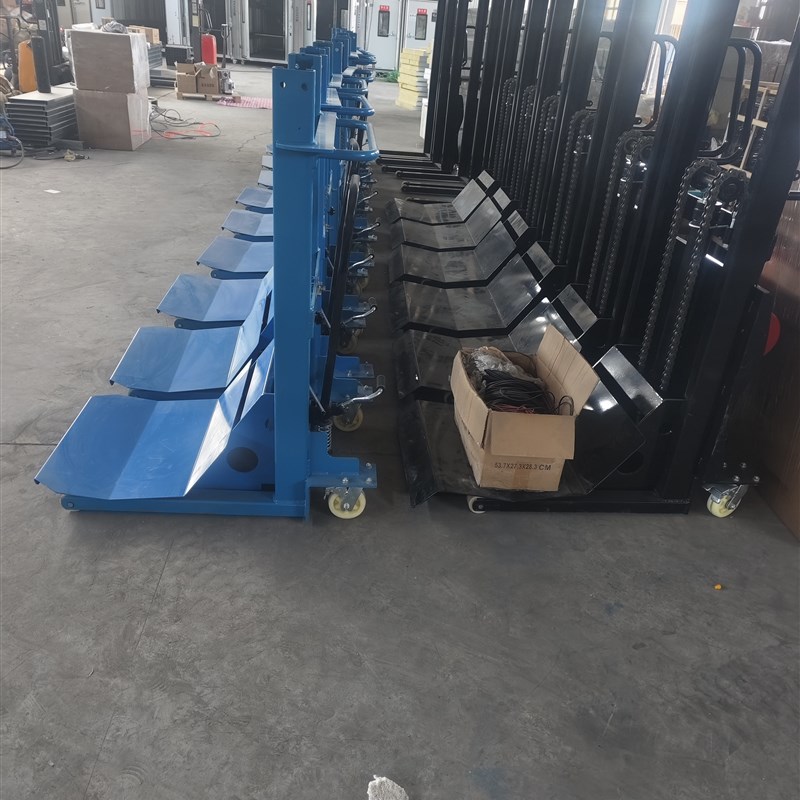 熟化室上料车膜i卷上料车电动升高车复合膜V型叉车膜卷运输车平板