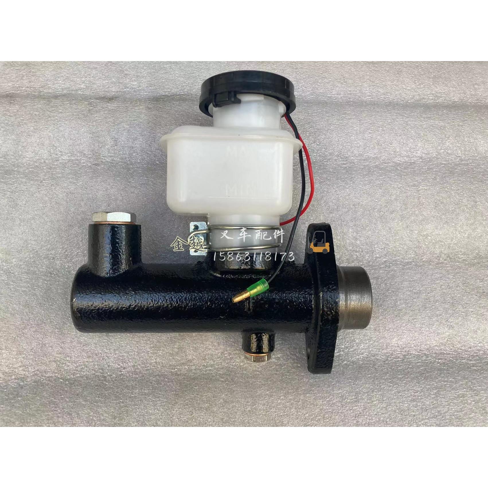 小松 FD40-7 FD50AT-7 叉车 制动刹车总泵 助力泵 3EC-36-31710