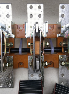 HS13B-2000/40双投刀开关上海良大隔离开关 开启式旋转刀开关