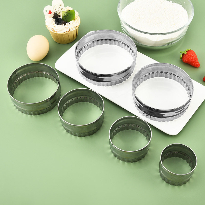 家用不锈钢模具饼干蛋糕卷边圆形慕斯圈饺子压皮器厨房烘焙工具
