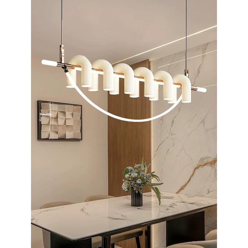 设计师款现代简约餐厅吊灯北欧创意个性吧台餐桌灯轻奢高级感灯具