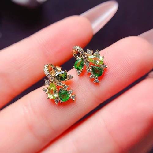 【地大珠宝】天然橄榄+透辉耳钉