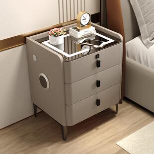 智能床头柜家用卧室2025爆款实木床头柜轻奢高级感多功能床头柜子