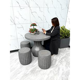 户外桌椅庭院露天阳台花园别墅院子北欧简约休闲小圆茶桌防水防晒