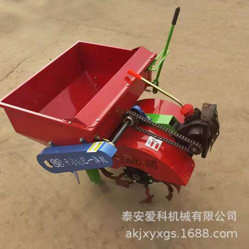 开沟施肥肥回填一体UUO苹果开沟追肥机梨树开沟树施回机填机开沟