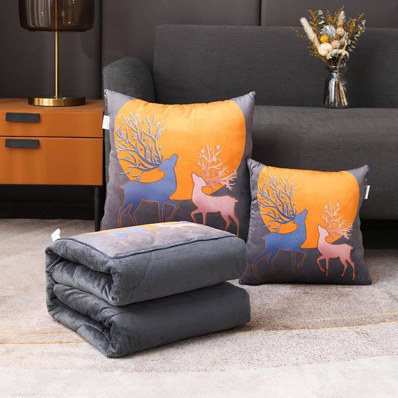 加厚珊瑚绒抱枕被子两用车载多功能靠垫枕头被公室午休空调被11