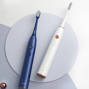 情人节老师礼物送女朋友实用生日男女送女友男朋友送老婆惊喜创意