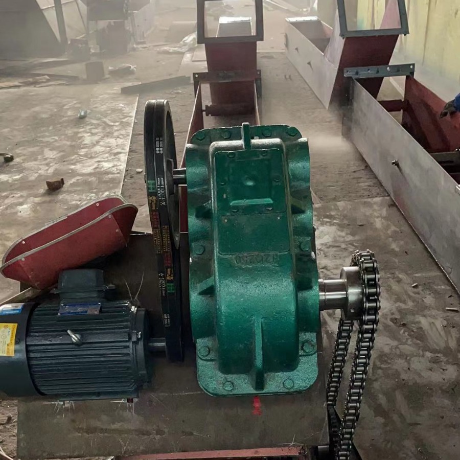 定做锅炉2吨 4吨 6吨 8吨 10吨 20吨出渣机 清渣器 刮板机 输送机