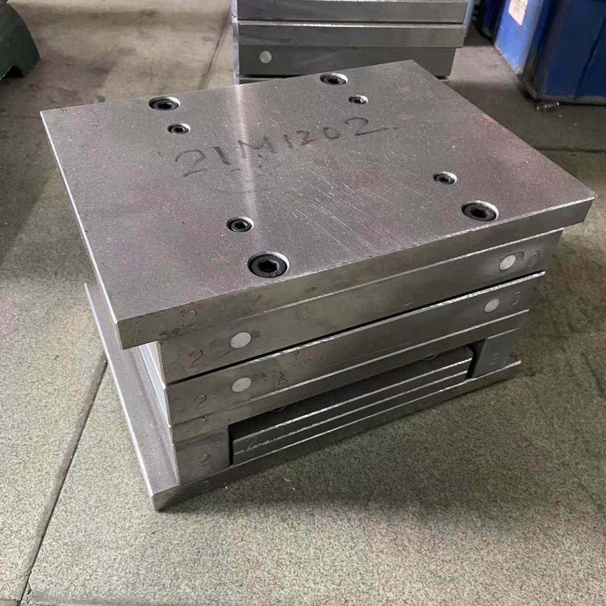 深圳厂家生产低压注塑模具线材包封模具连接线包封模具,橡塑材料及制品,泡沫塑料模型/模具,淘宝优惠券,粉丝福利购,淘宝优惠卷