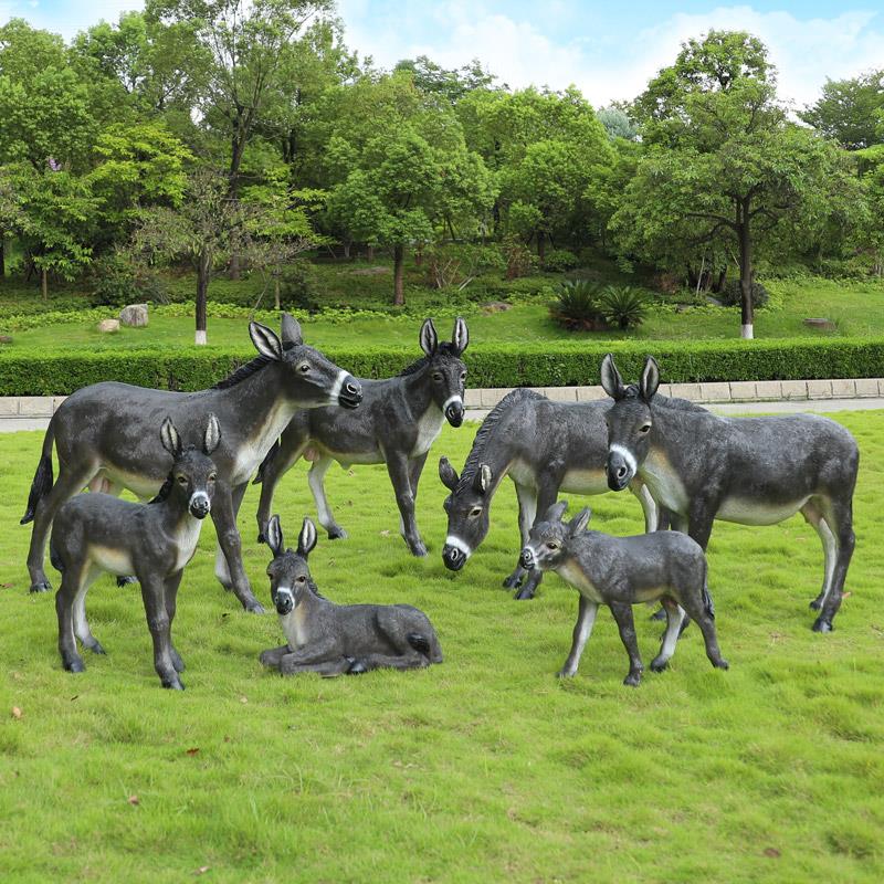 玻璃钢仿真毛驴雕塑户外动物摆件园林景观小品公园农场驴肉店装饰