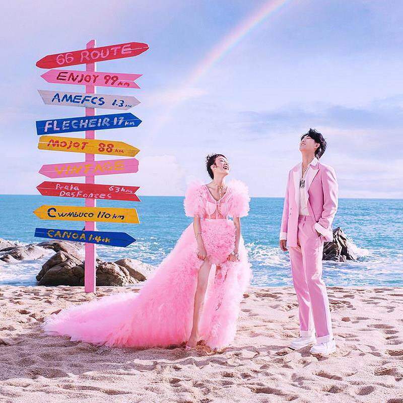 网红打卡牌指示牌装饰摆饰户外沙滩露营地秋千座椅指路牌景观雕塑