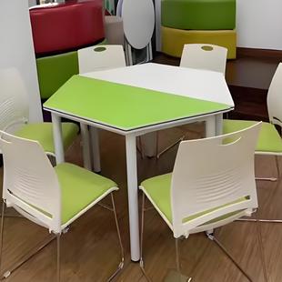 学校阶梯团体活动智慧教室图书馆阅览桌梯形六角六边形培训课桌椅