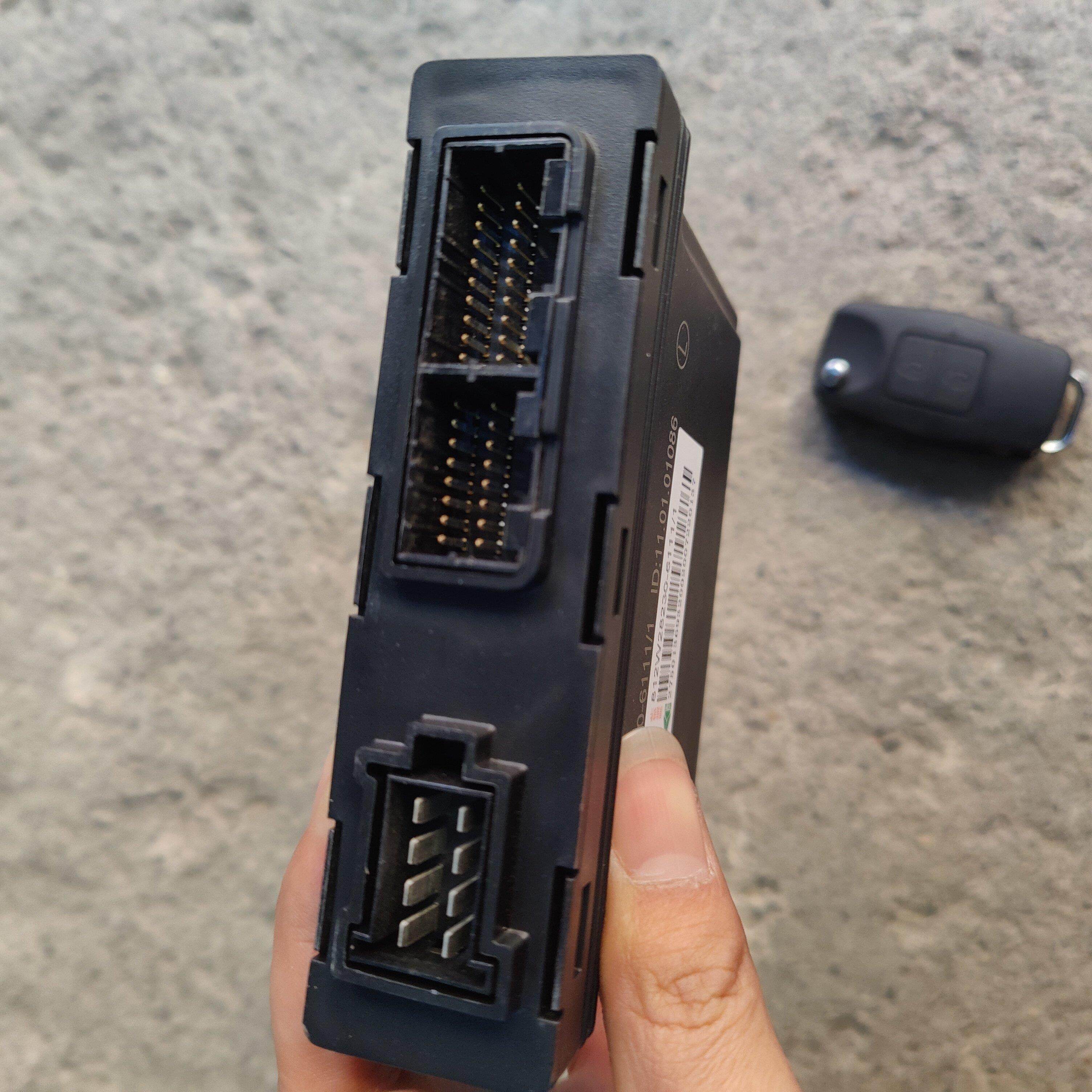 适用于Howo Tx新门控制器重型车Tx玻璃升降机遥控车中央锁原厂