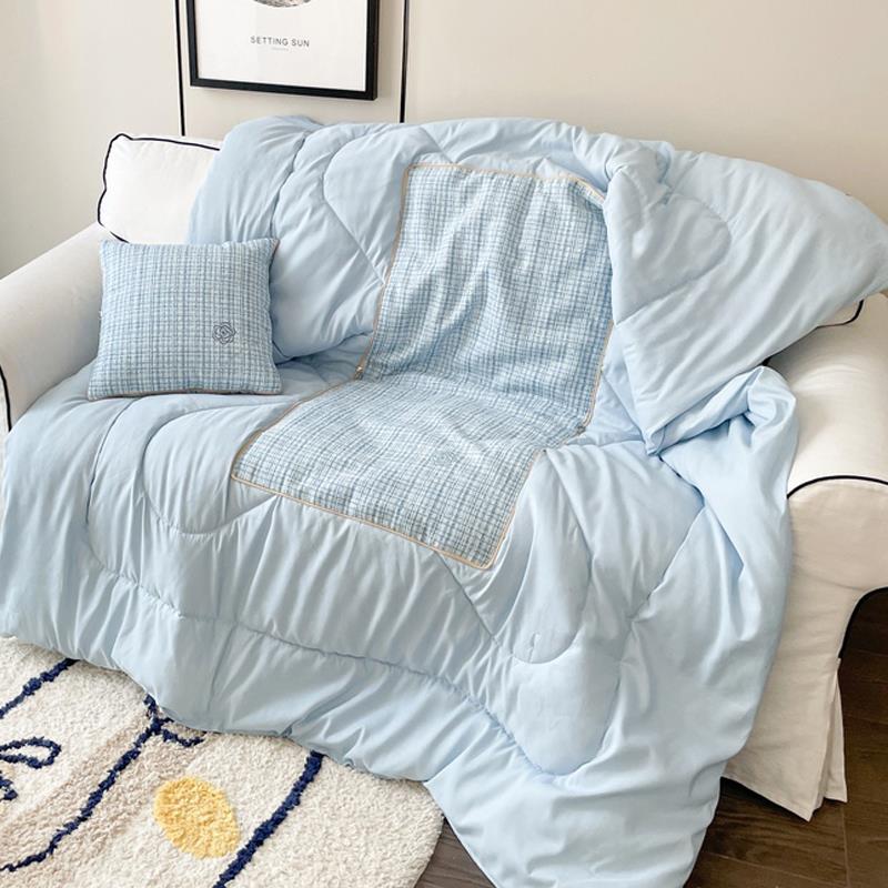 ins风磨毛抱枕被子办公室午睡毯二合一可折叠两用枕头靠垫空调被