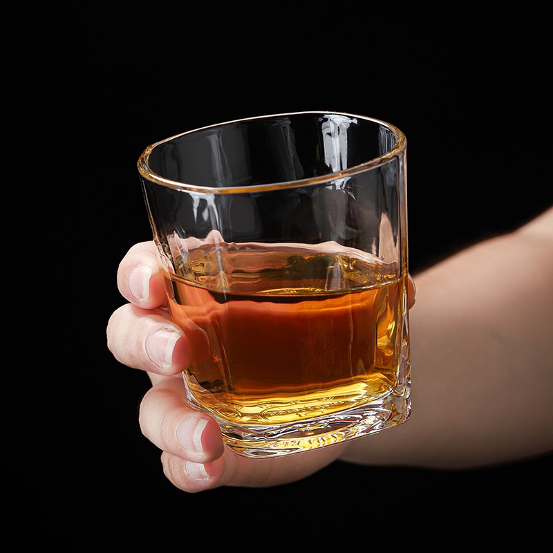 酒吧KTV钢化玻璃杯啤酒杯套装家用商用轻奢防摔八角杯子