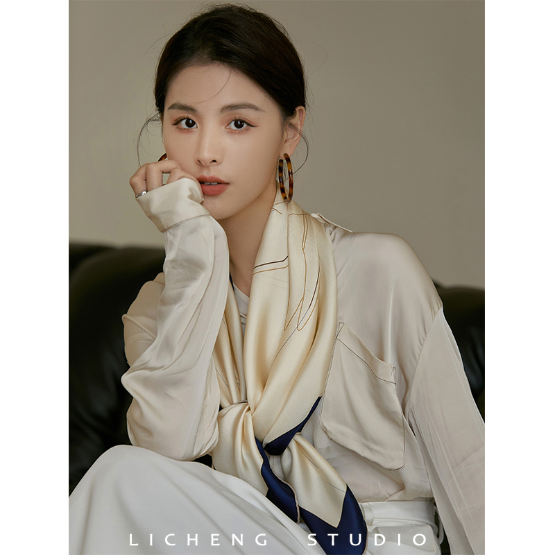 礼诚 爱神之手气质款简约真丝丝巾重磅斜纹绸桑蚕丝大方巾披肩女