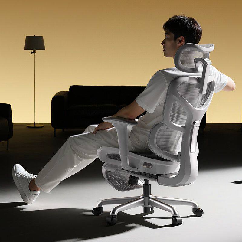 网易严选小蛮腰S9人体工