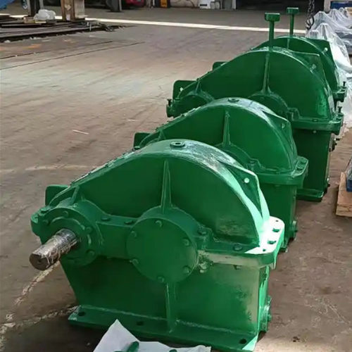 软齿面减速机器 ZD40-5-III圆柱齿轮减速机械 噪音低