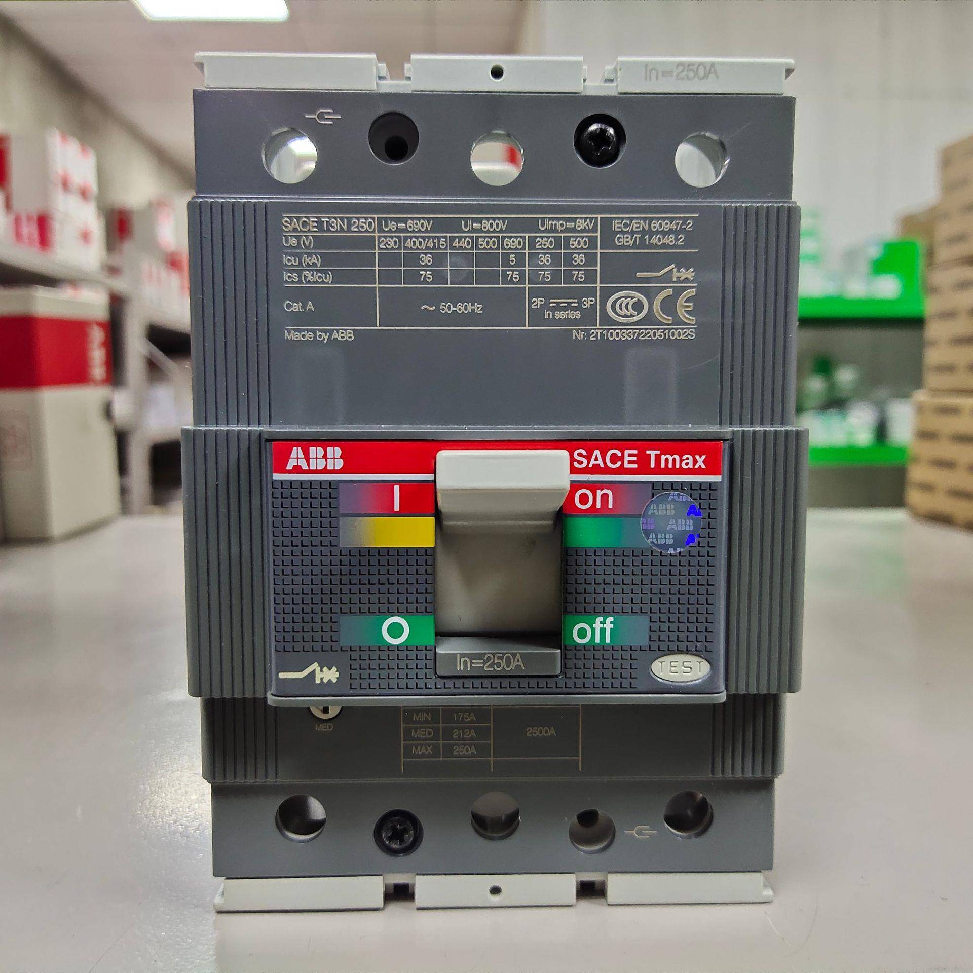 ABB塑壳A2B250 TMF250/2500 FF 3P库存