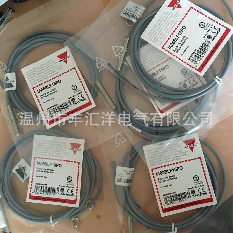 接近开关IA18DSN08NO/IA18DSN08PO/IA18DSN08NC/PC