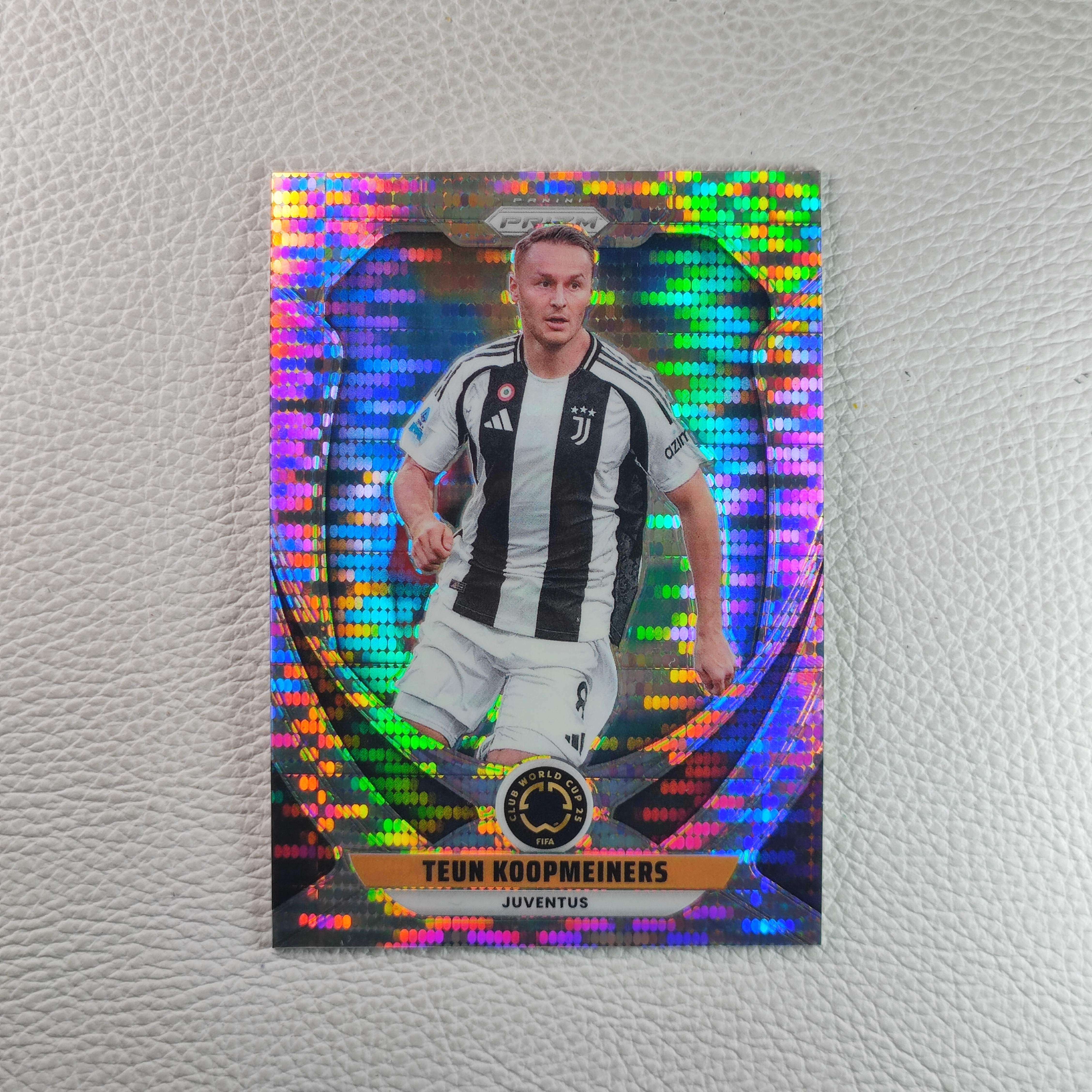 Panini Prizm 世俱杯元年 尤文图斯 库普梅纳斯 折射 球星卡