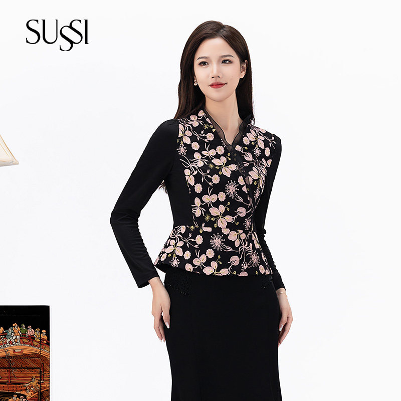 SUSSI/古色2023秋款黑色V领刺绣宫廷风显高显瘦X型小上衣女