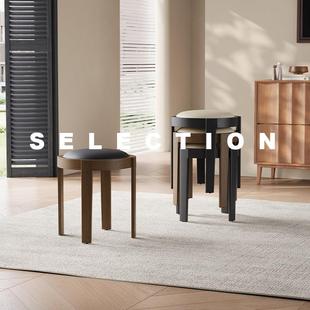 全实木软包小圆凳现代简约餐桌餐椅子可叠放家用客人备用凳子北欧