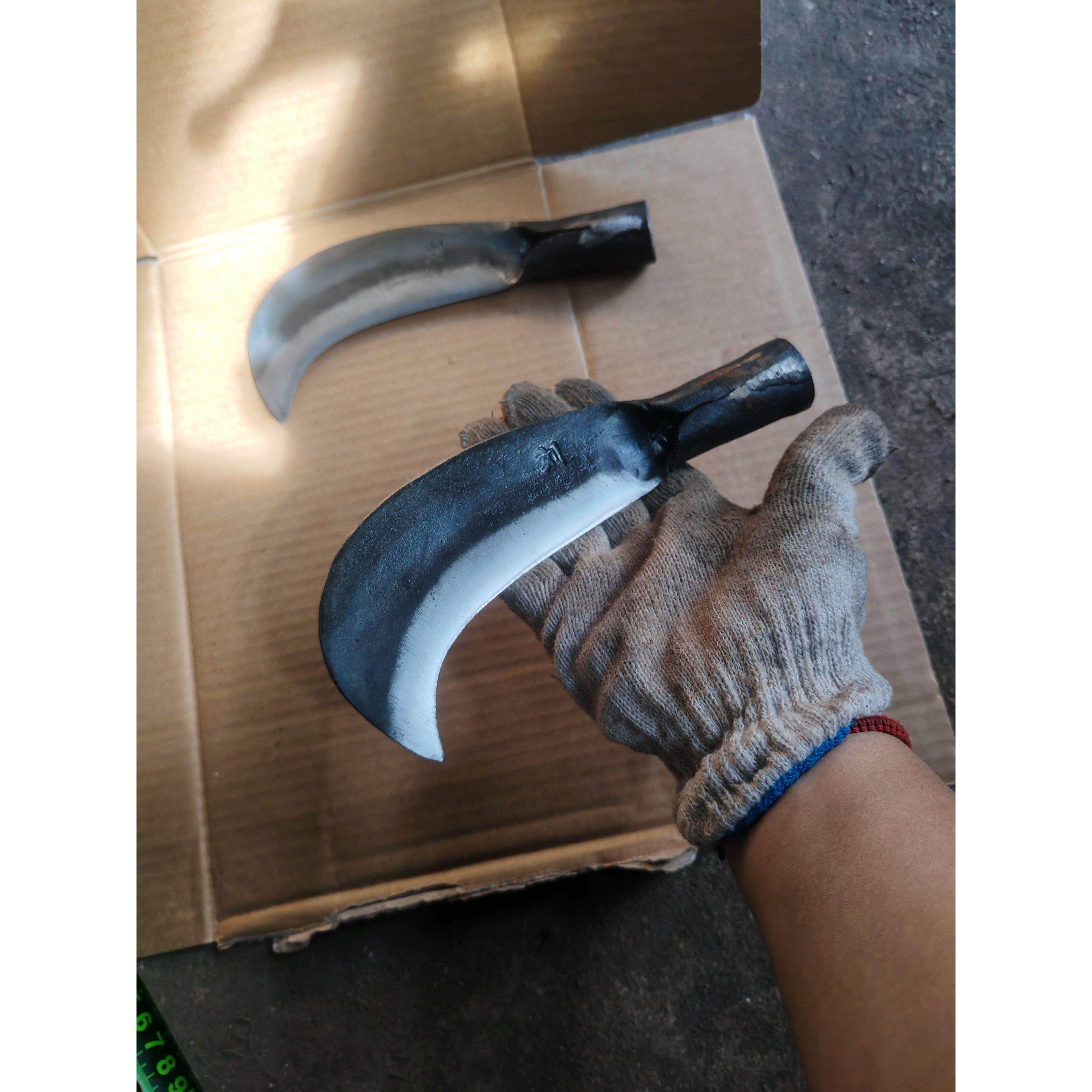 手工锻打迷你小柴刀户外砍割两用劈小弯刀（炮弹钢材料锻打）6两