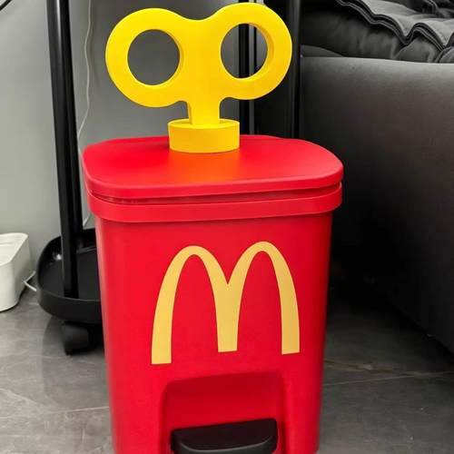 创意麦当劳发条垃圾桶家用客厅卧室卫生间儿童房装饰脚踏带盖大号