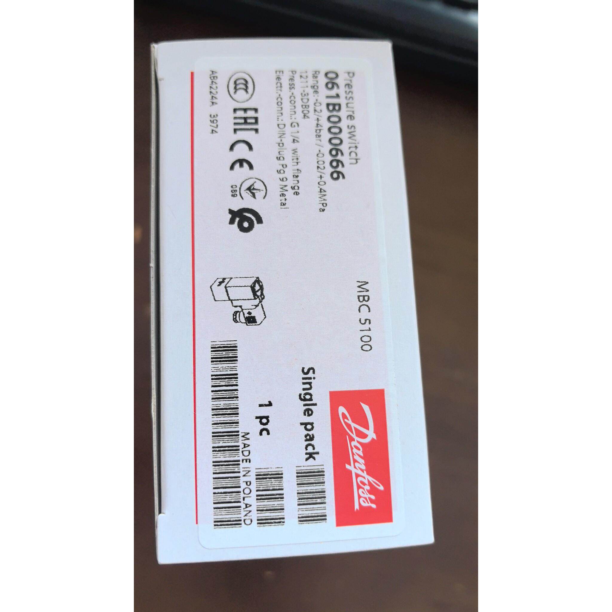 丹佛斯压力开关MBC5100 工业控制开关正品替换零件MBC5100 061B01