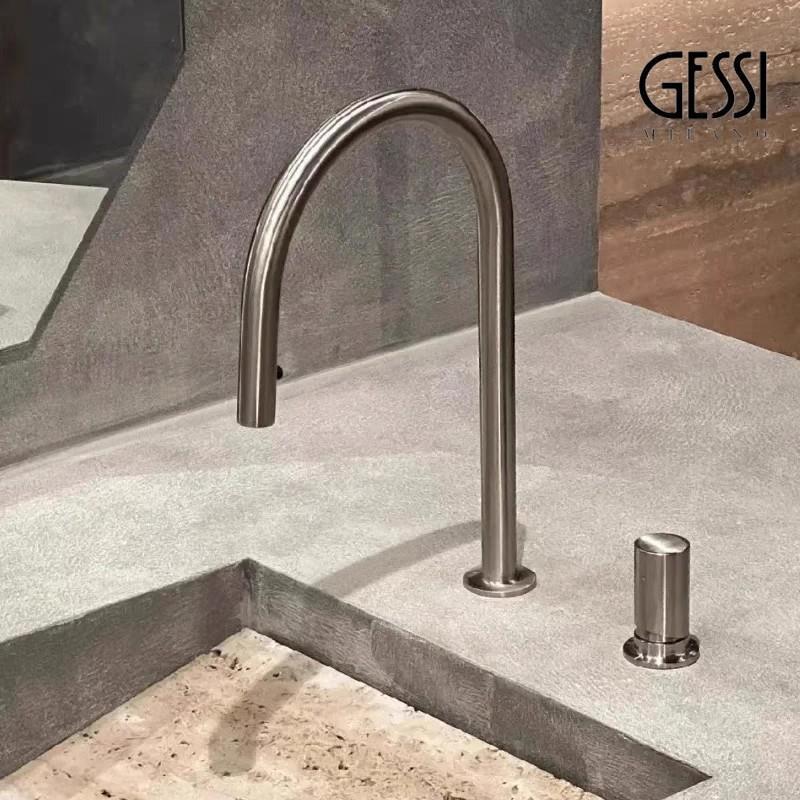 意大利GESSI双孔水龙头全铜可抽拉旋转岛台面盆冷热坐式分体龙头
