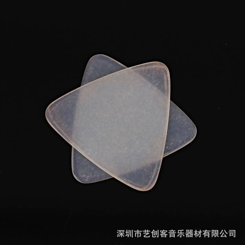 刘雨洪拨片 中阮拨片柳琴弹片淡黄色大小阮拨片防滑磨砂斜边