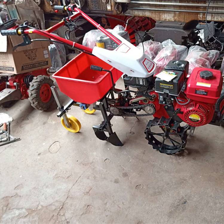 机身轻便小巧的多功能微耕机 汽油柴油松土锄地除草机 农田旋耕机