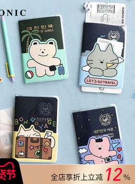 韩国ICONIC Doodle小熊猫咪创意卡通插画图案PVC护照保护封套内侧多收纳口袋可收纳机票银行卡易安装取下