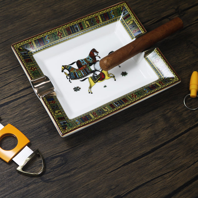 雪茄烟灰缸家用客厅摆件酒店办公室烟灰缸创意方形大号陶瓷烟灰缸