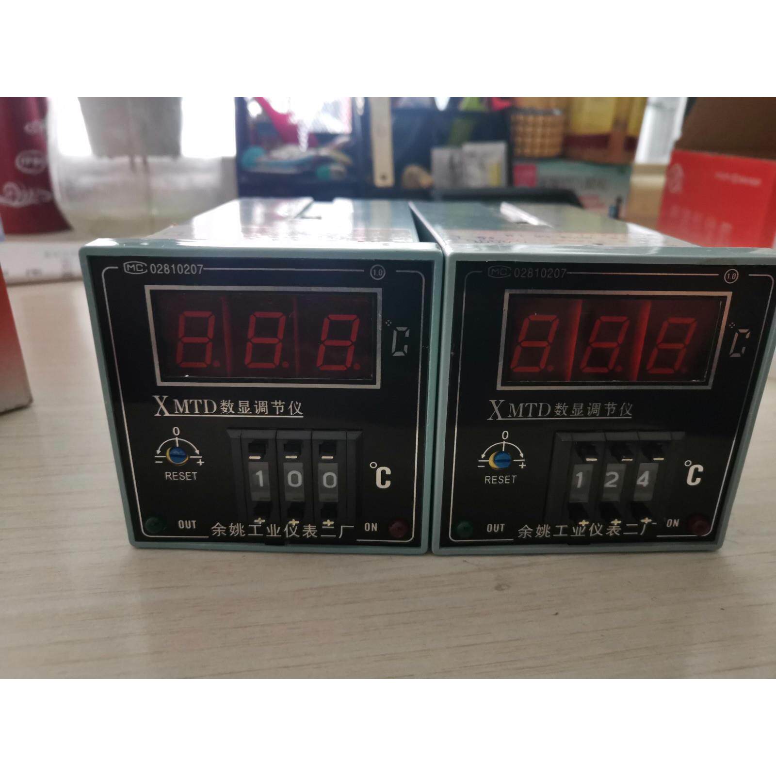 余姚市工业仪表二厂工星牌XMTD-2001 2002 数显温控仪