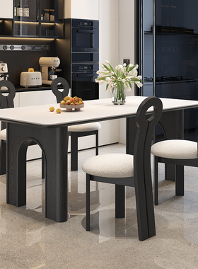 2025年新款意式极简轻奢小户型长方形家用岩板餐桌椅组合吃饭桌子