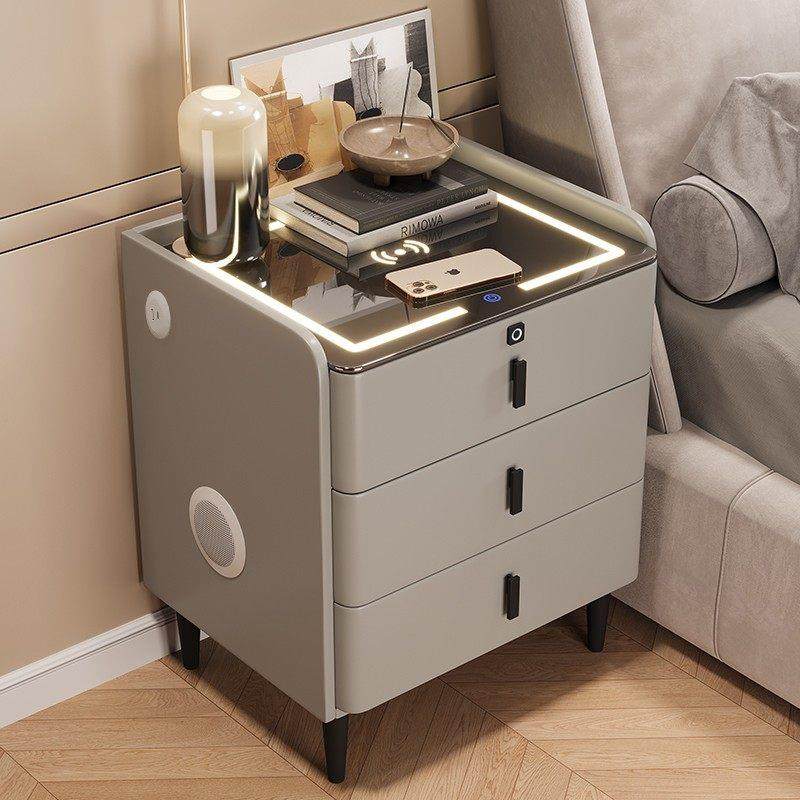 智能床头柜实木2025新款多功能卧室床边柜简约现代轻奢高级感带锁,住宅家具,智能床头柜,淘宝优惠券,粉丝福利购,淘宝优惠卷