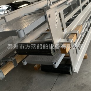 方瑞船舶供应舷梯下端接地橡胶滚轮 船用舷梯橡胶滚轮直径160mm