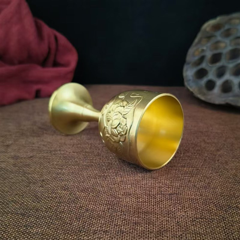 黄铜高脚杯子家用二两白酒杯F大号烈酒杯玫瑰花高脚杯