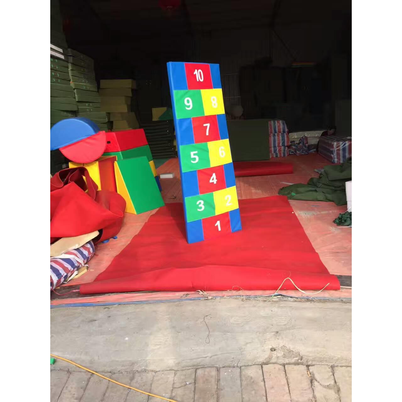 彩色数字体地操垫幼儿海绵垫儿童运动馆软体数字跳垫