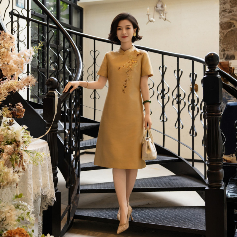 丝毛重工珠绣宴会修身改良旗袍女