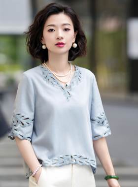 西子天丝亚麻重工镂空绣花t恤女