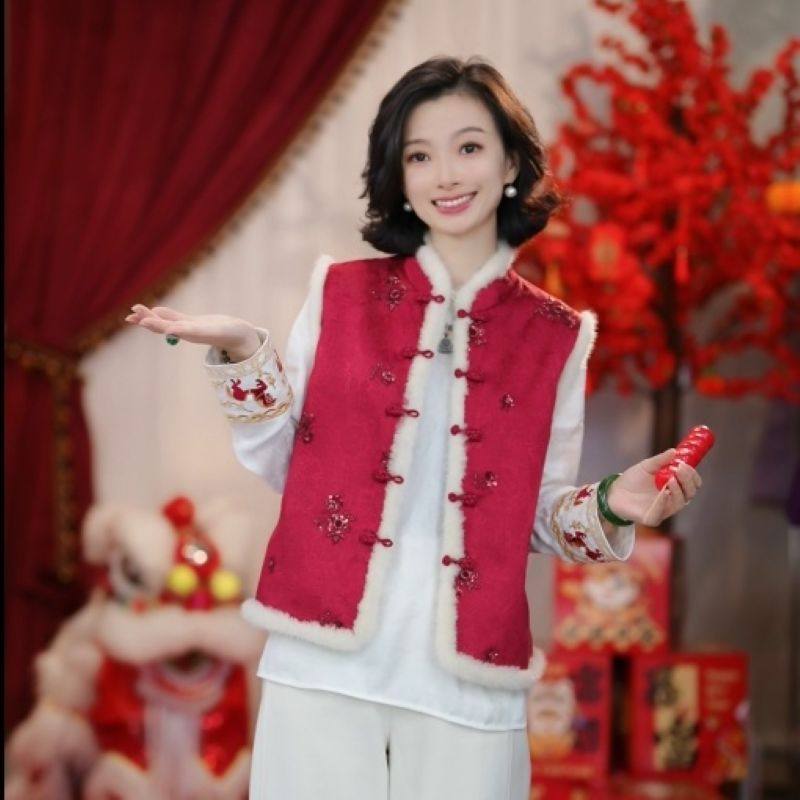 水貂拼羊毛天丝宝相洋牡丹马甲女