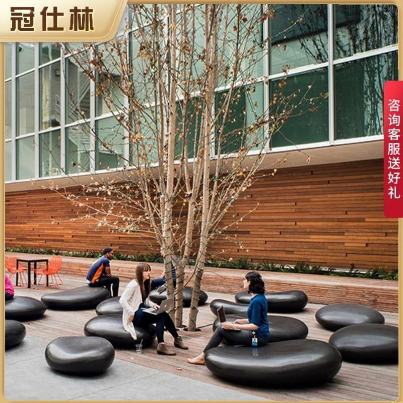 现货玻璃钢休闲座椅商场户外鹅卵石坐凳景观公.园仿真石头休息椅