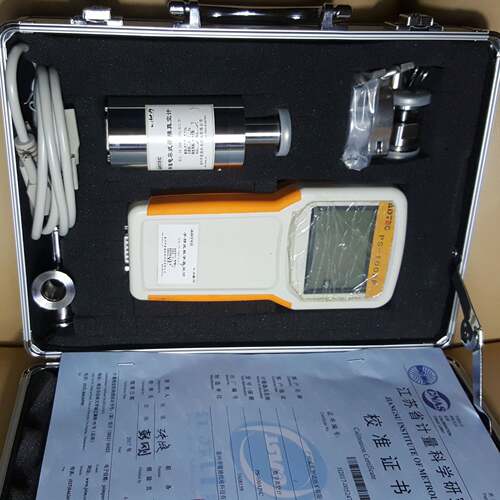 大屏数显手持式薄膜真空计CNAS证书0.25级液压负压精度压力计