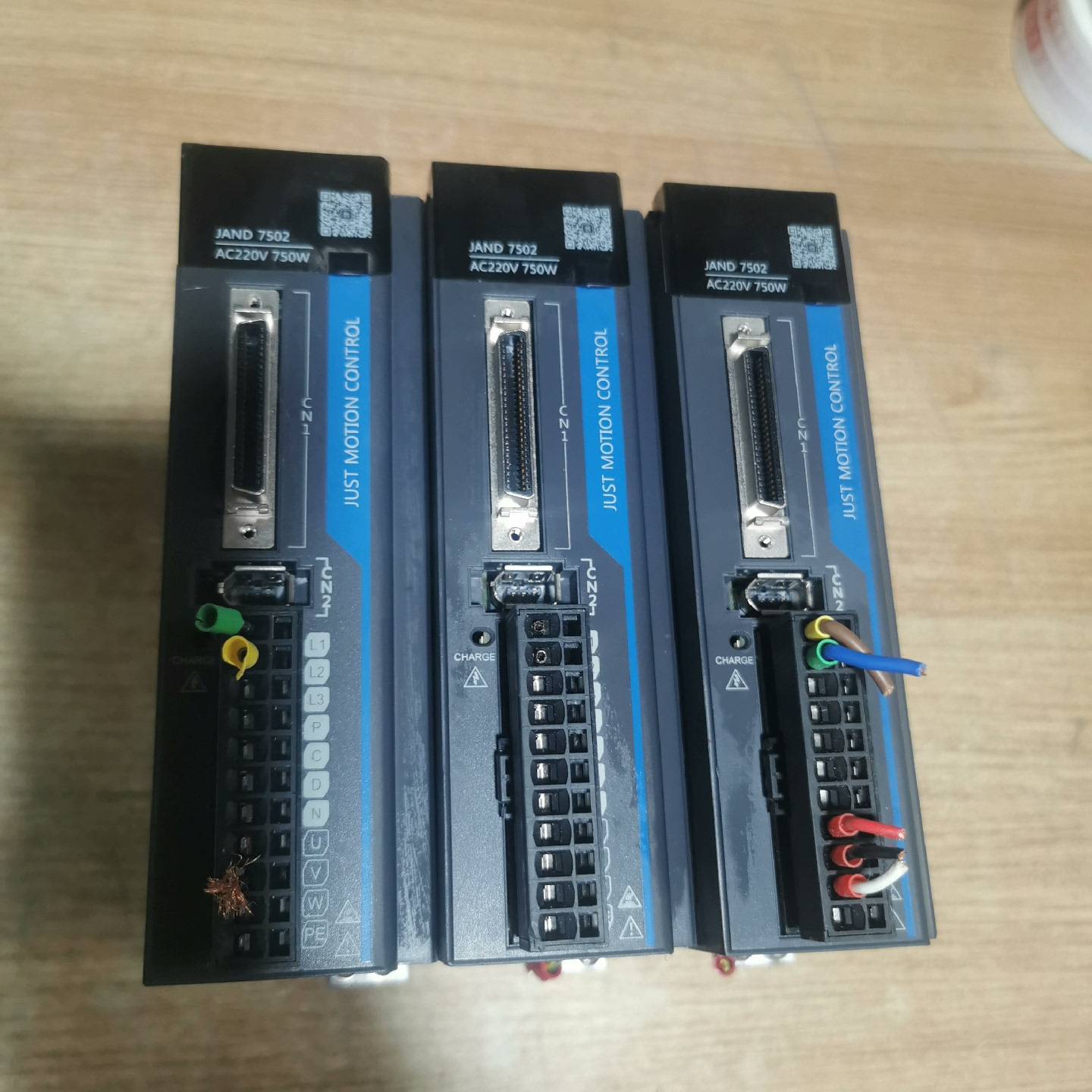 议价伺服驱动器JAND7502-20B，还有一台，实物